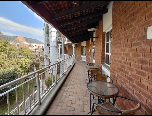 362M² OFFICE TO LET IN FOURWAYS